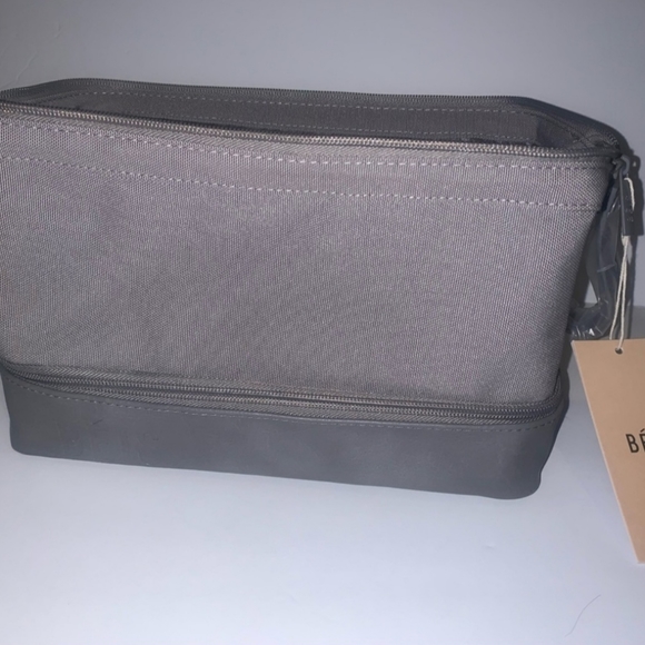 NWT BEIS The Dopp Kit Grey - Picture 8 of 17